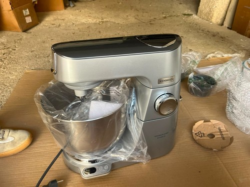 Kenwood titanium chef - chef, baker